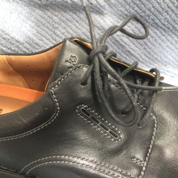 NEW Black Leather Clarks Unstructured Lace-up Shoe main image 4